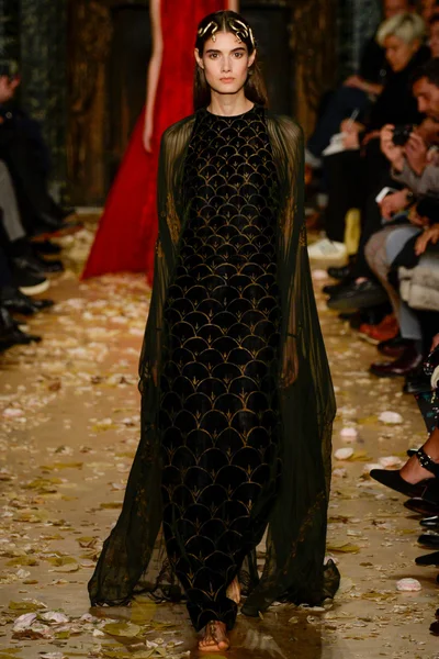 Look 2